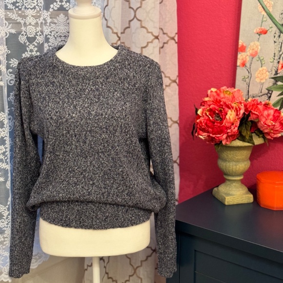 pink clover sweater - Picture 3 of 4